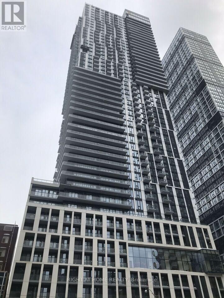 Property Photo: 251 Jarvis Street East 1517 ON M5B 0C3