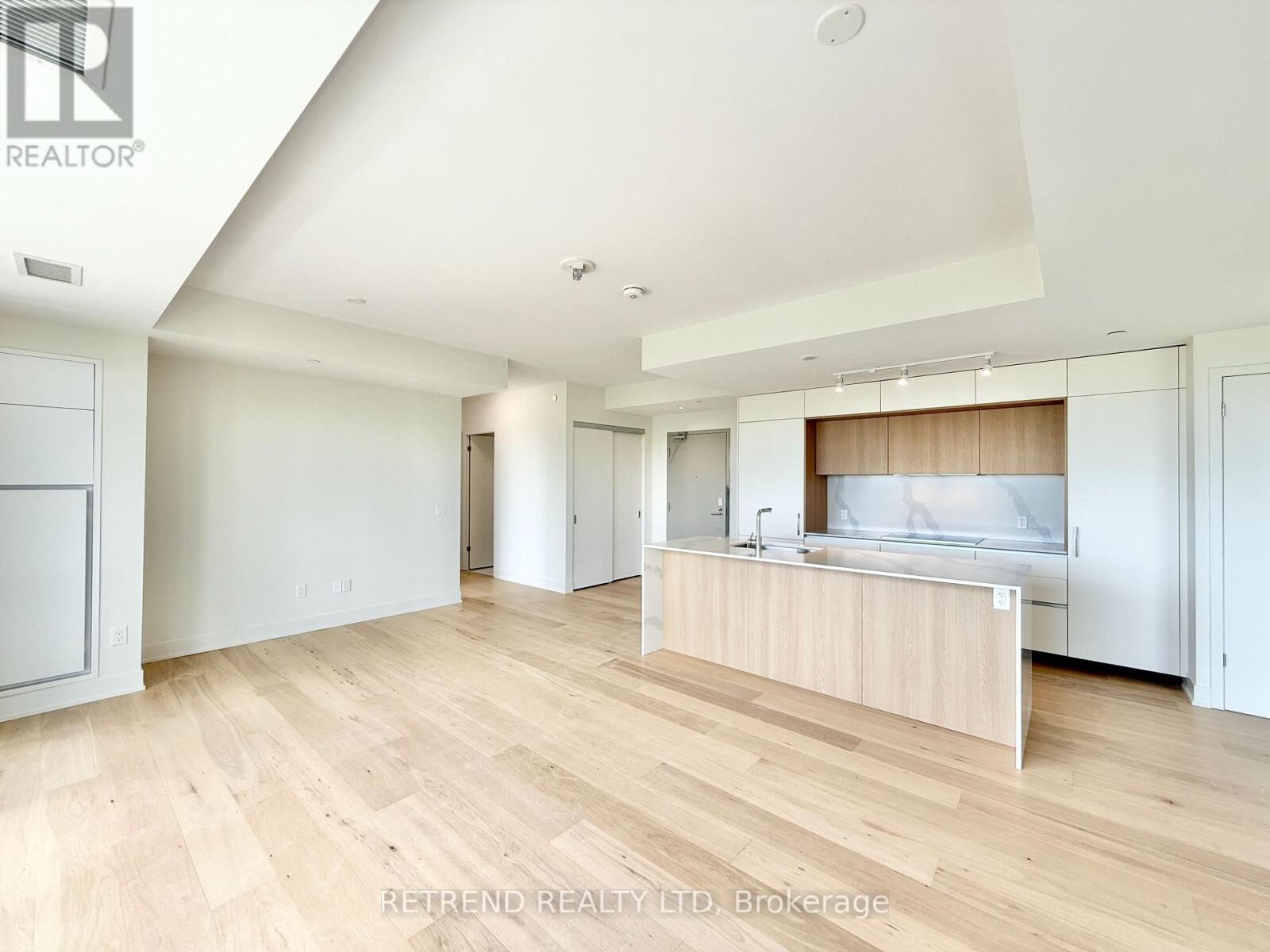 Property Photo: 322 Dupont Street 1003 ON M5R 0E3