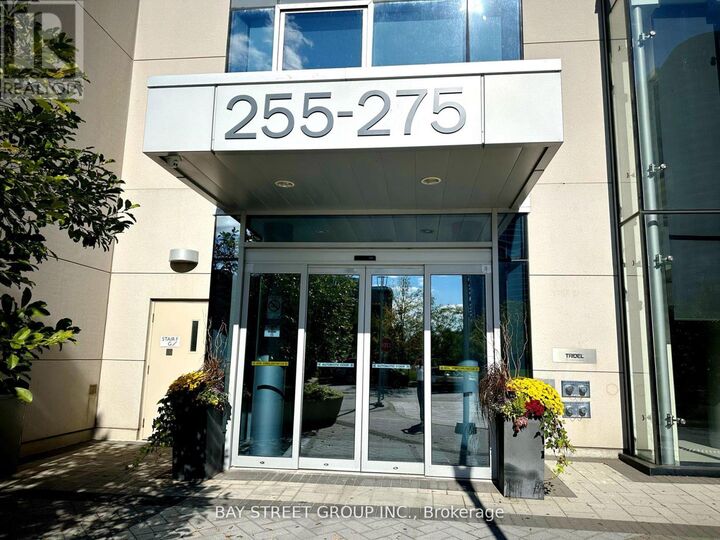 Property Photo: 255 Village Green Square 401 ON M1S 0L3