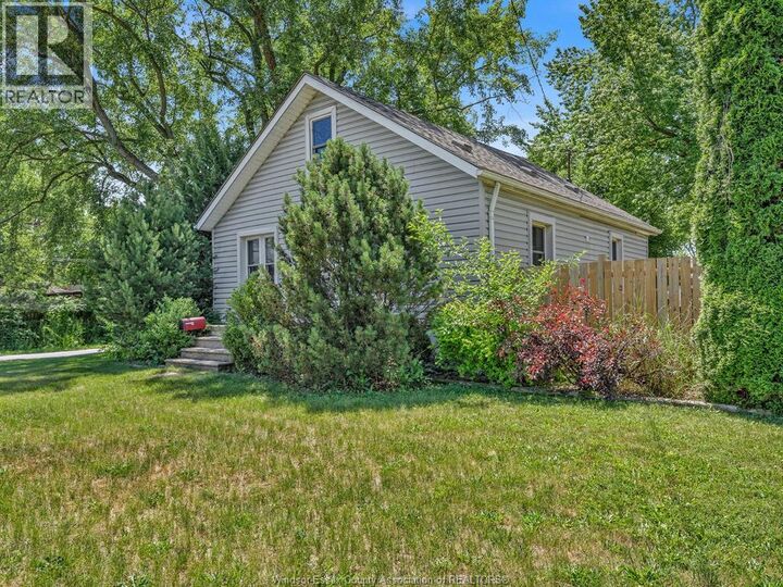 Property Photo: 592 Reaume ON N9J 1B4