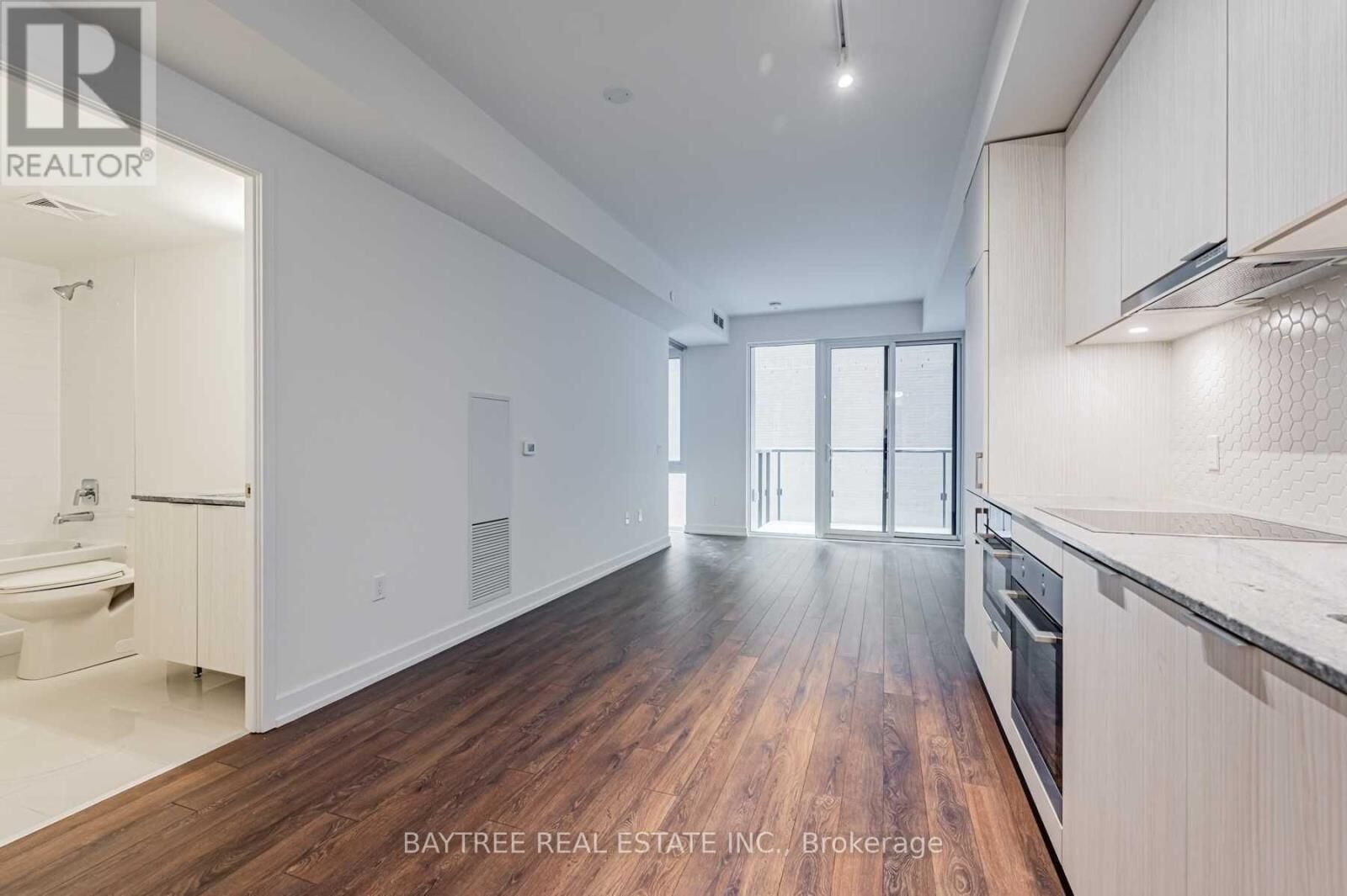 Property Photo:  158 Front Street East 606  ON M5A 1E5 
