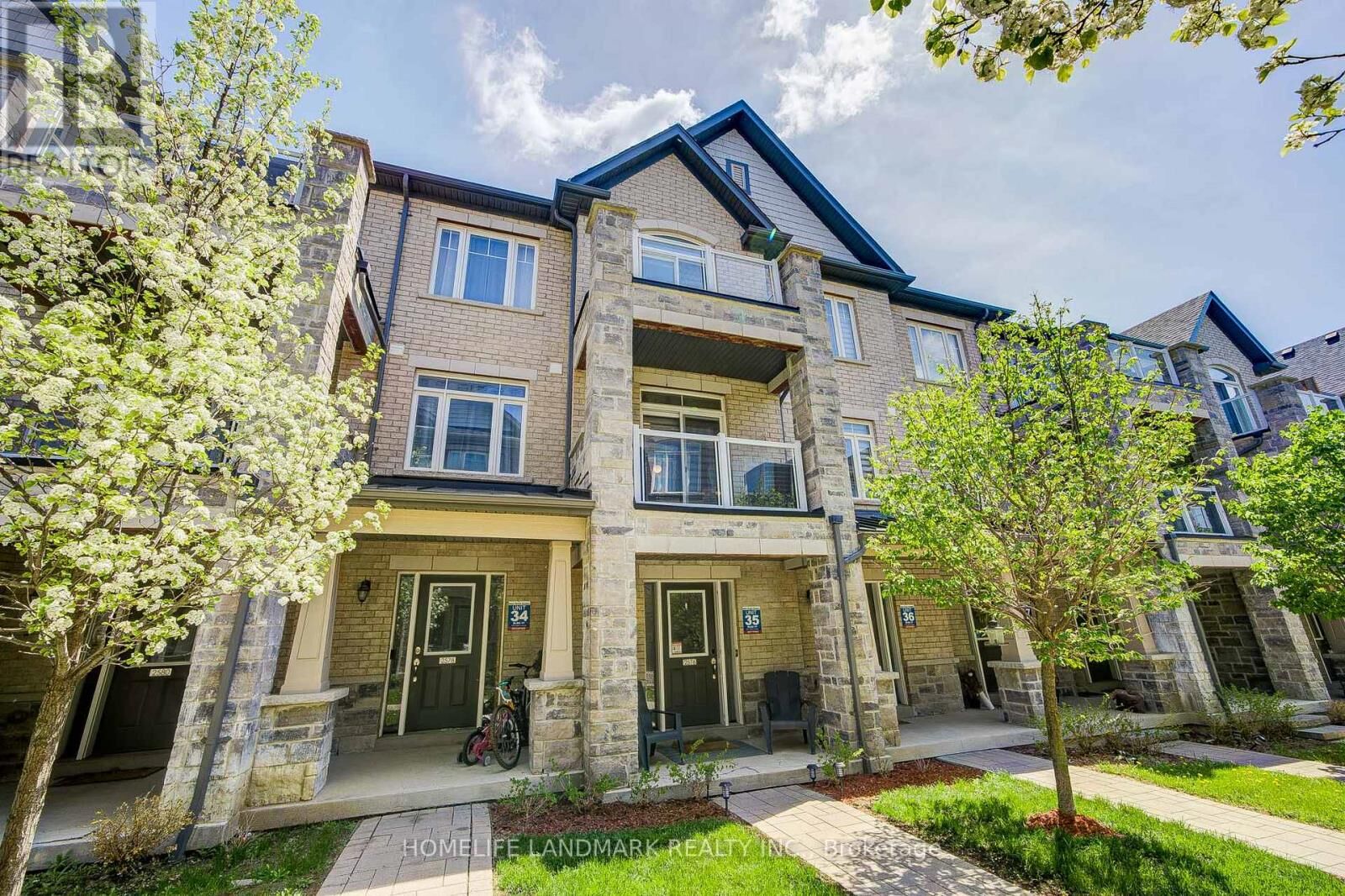 Property Photo:  2576 Ladyfern Crossing  ON L1X 0E6 