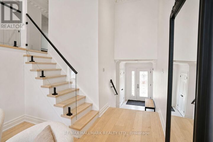 Property Photo:  36 Kitsilano Crescent  ON L4C 5A5 