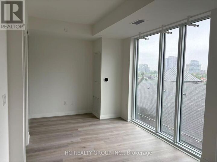 Property Photo:  280 Dundas Street West 713  ON M5T 0E3 