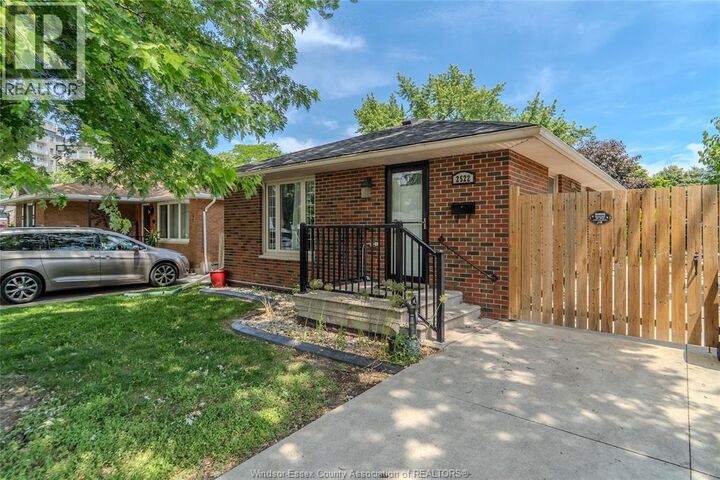Property Photo:  2522 Armstrong Avenue  ON N8T 2E8 
