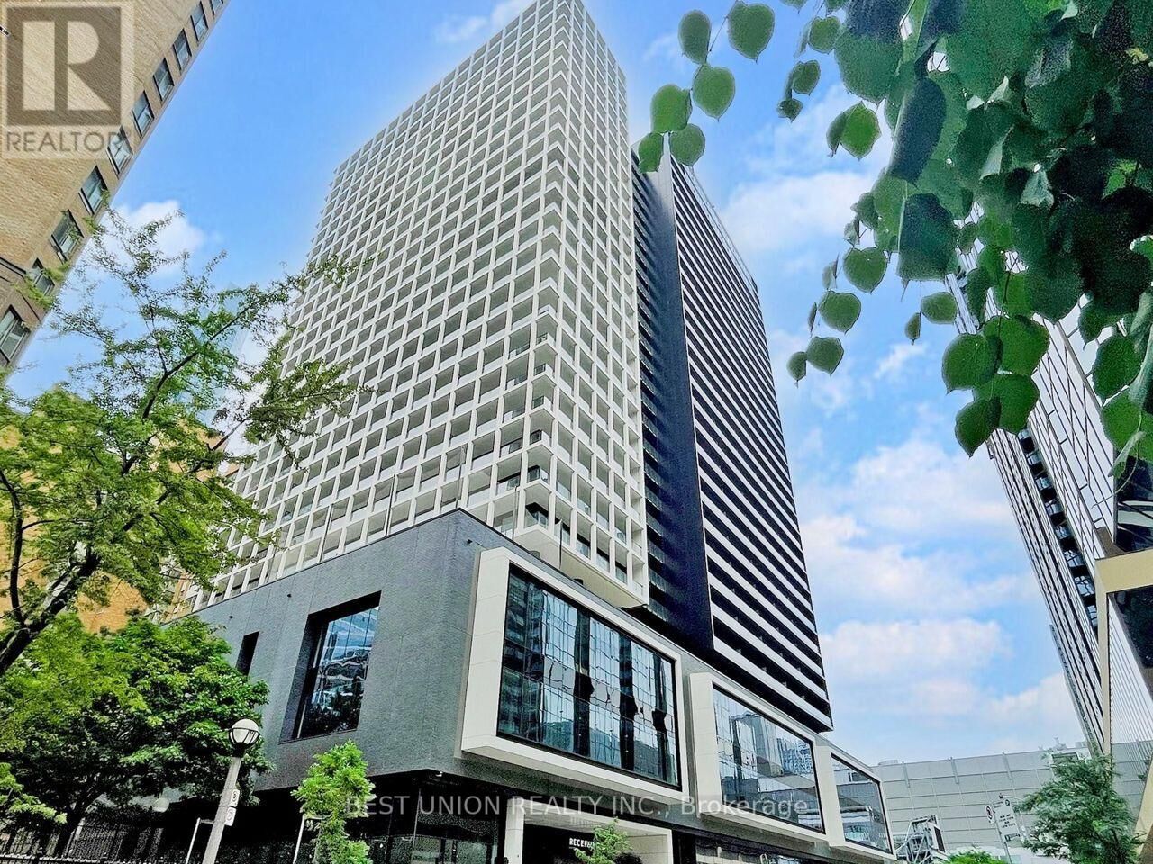 Property Photo:  20 Edward Street 1219  ON M5G 1C9 