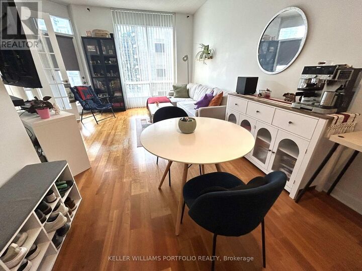 Property Photo: 85 Bloor Street East 1512 ON M4W 3Y1