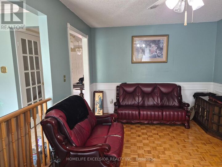 Property Photo:  190 Raymerville Drive North  ON L3P 6S8 