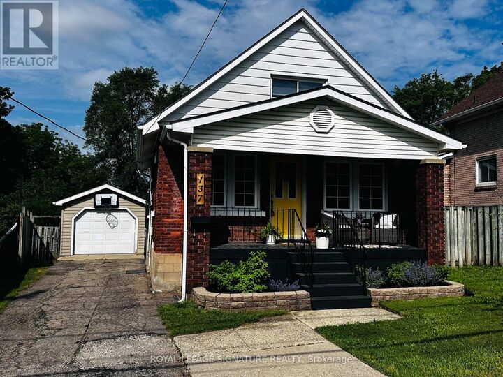 Property Photo:  137 Lancaster Street West  ON N2H 4T5 
