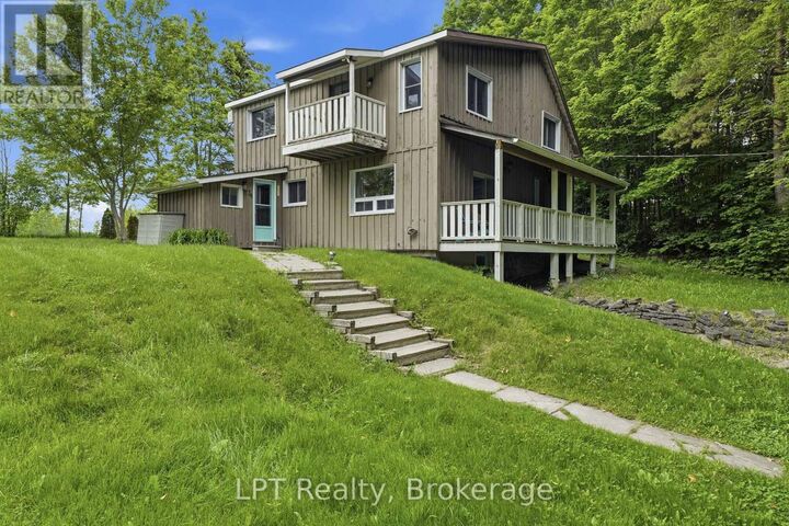 Property Photo: 34 Captains Drive ON K0K 2T0