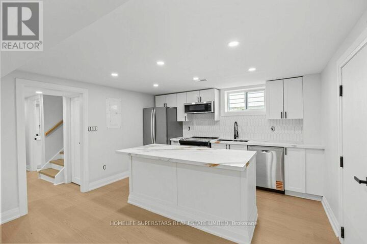 Property Photo: 855 Garth Street Lower ON L9C 4K7