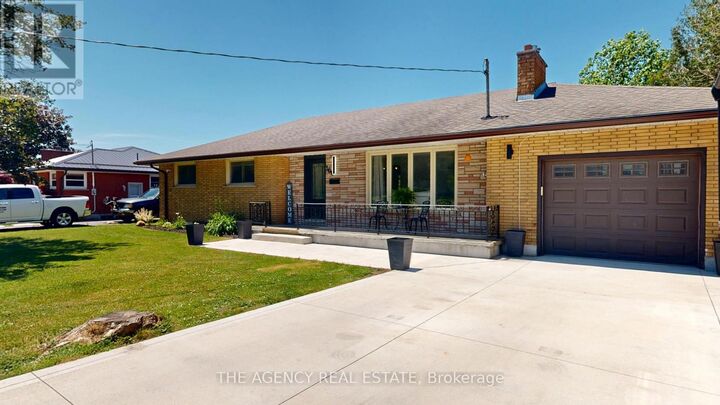 Property Photo: 166 Fairview Avenue West ON N5R 4Y1
