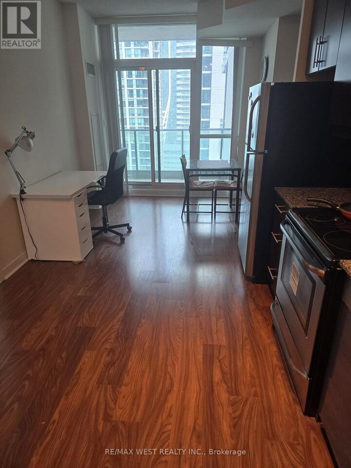 Property Photo: 33 Bay Street 2305 ON M5J 2Z3
