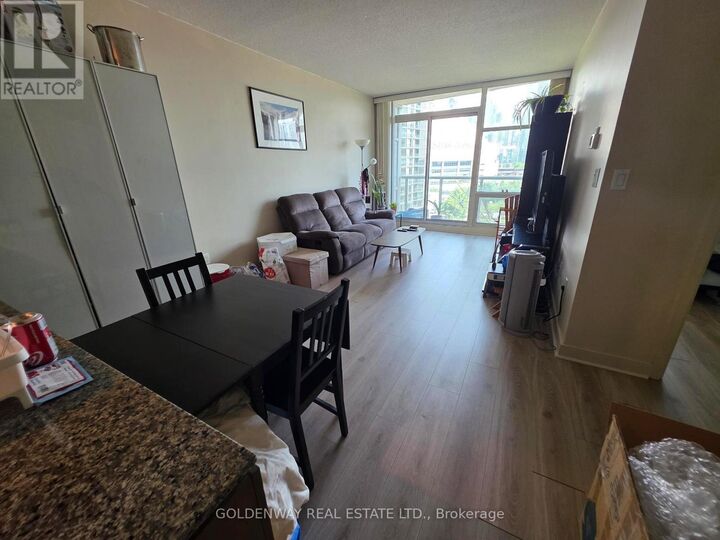 Property Photo:  35 Mariner Terrace 808  ON M5V 3V9 
