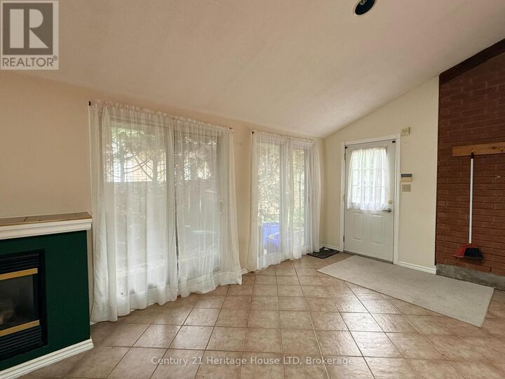 Property Photo:  7643 Cavendish Drive  ON L2H 2T8 