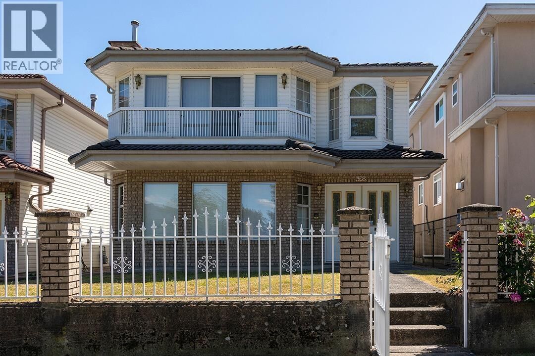 Property Photo:  4368 Pandora Street  BC V5C 2B7 