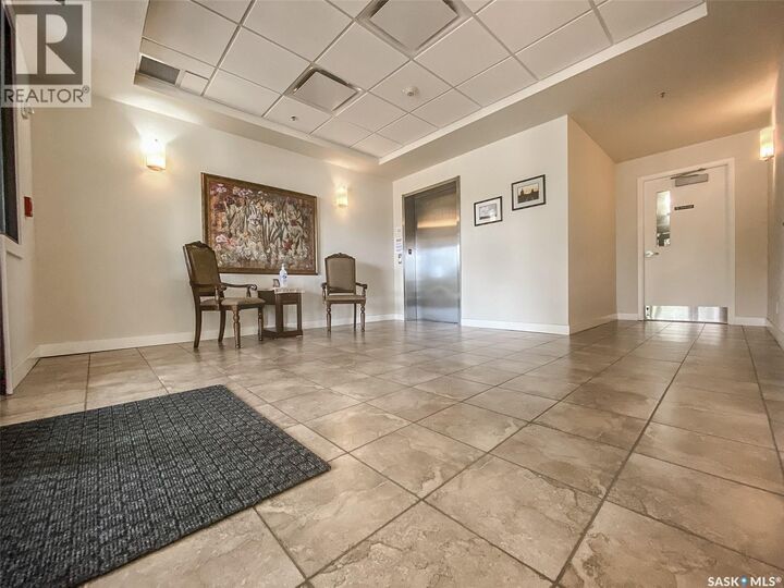 Property Photo: 406 912 Otterloo Street SK S0G 2K0