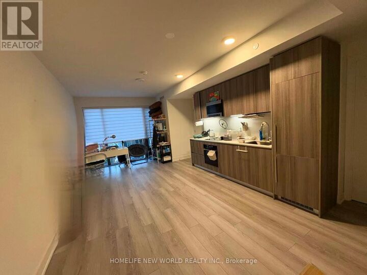 Property Photo:  8 Cumberland Street 2406  ON M4W 0B6 