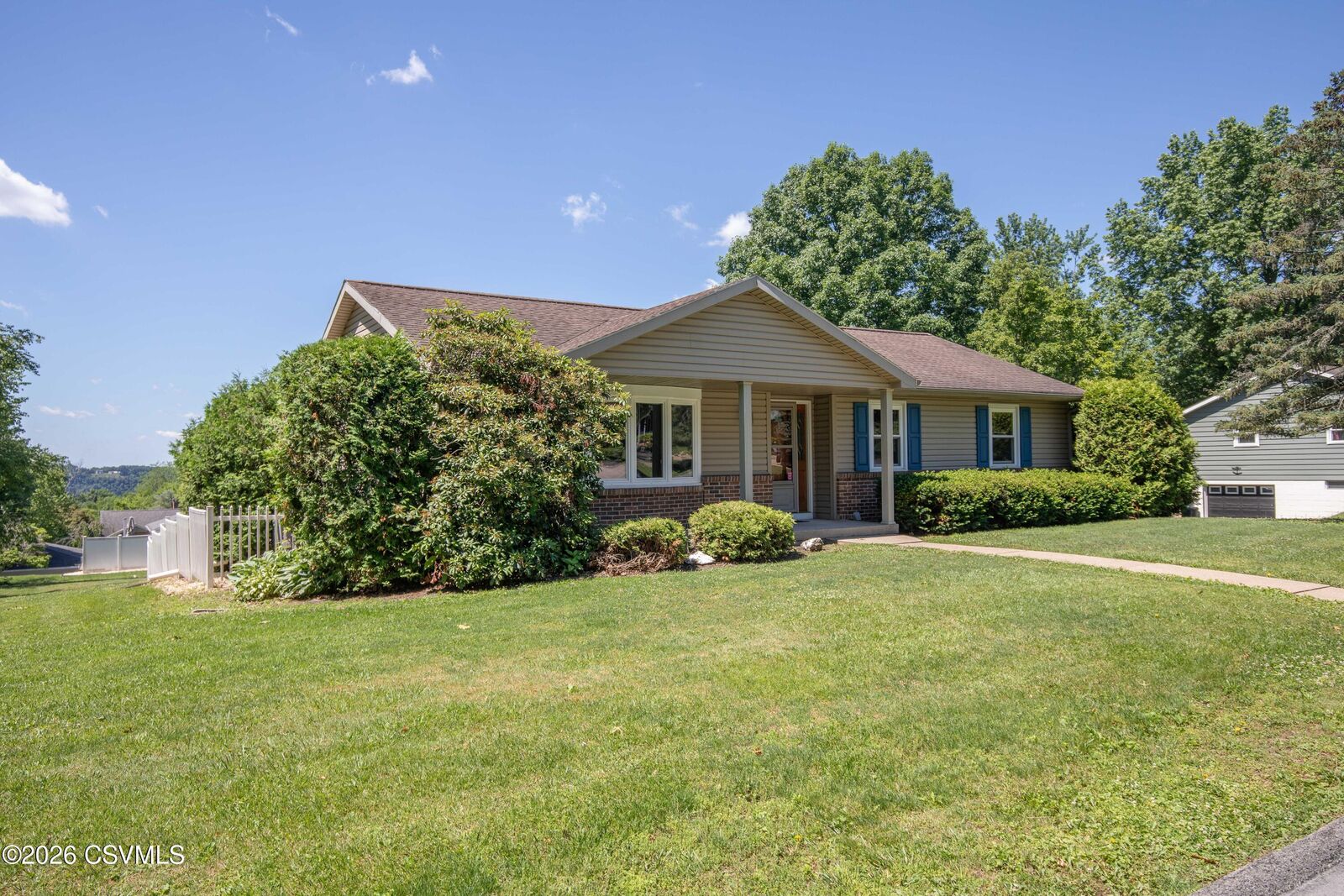 Property Photo: 505 Lincoln Street PA 17857
