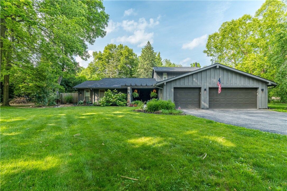 Property Photo: 2425 Black Oak Drive OH 45373