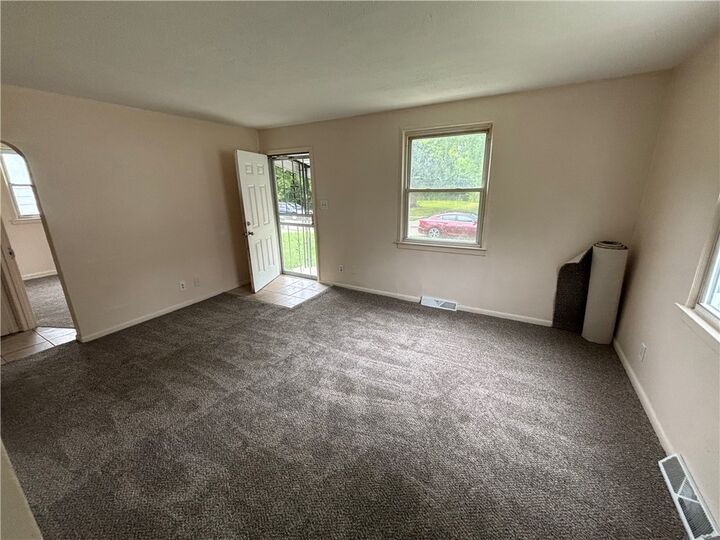 Property Photo:  4443 Eichelberger Avenue  OH 45406 