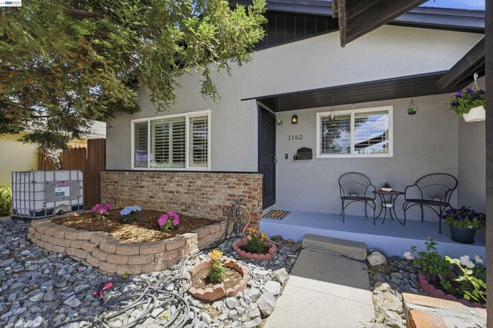 Property Photo:  1162 Aberdeen Ave  CA 94550 