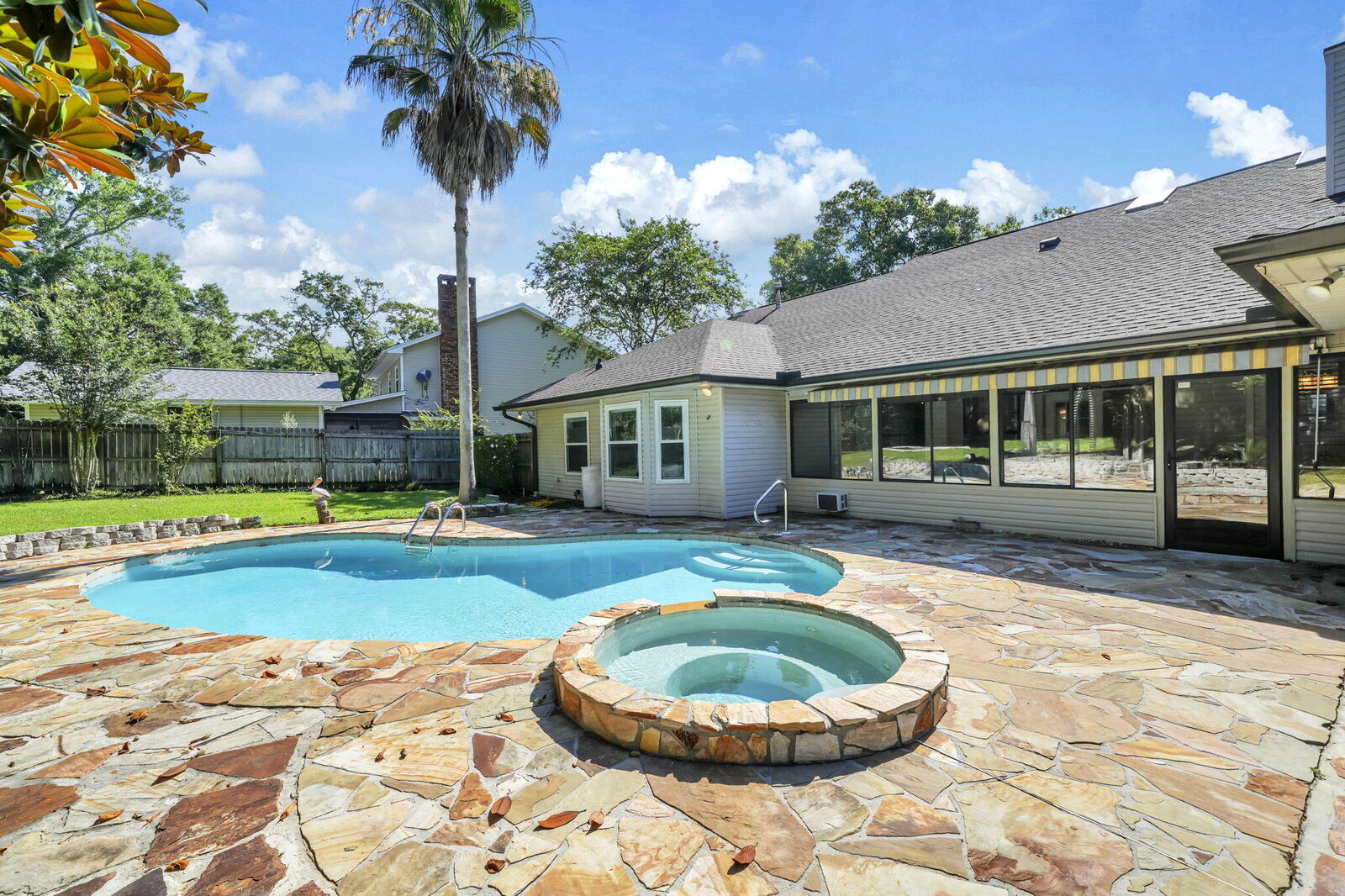 Property Photo: 2319 Canal Drive FL 32578