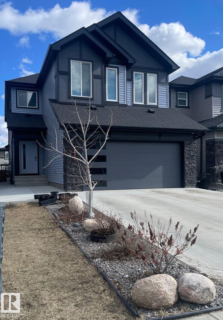 Property Photo: 1033 Christie Vista Vista SW AB T6W 4W8