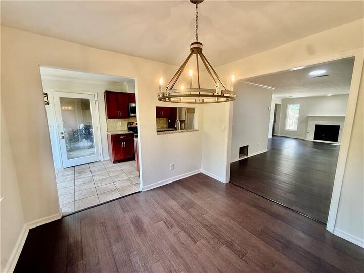 Property Photo: 11 Saint Claire Lane NE GA 30324