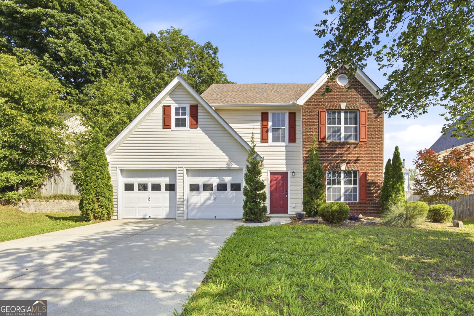 Property Photo:  2217 Oakland Walk Drive  GA 30044 