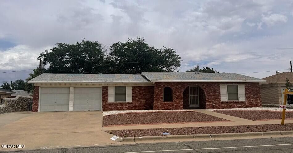 Property Photo: 9309 W H Burges Drive TX 79925