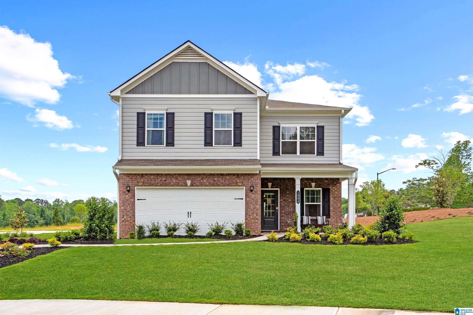 Property Photo: 7220 Upland Loop AL 35094