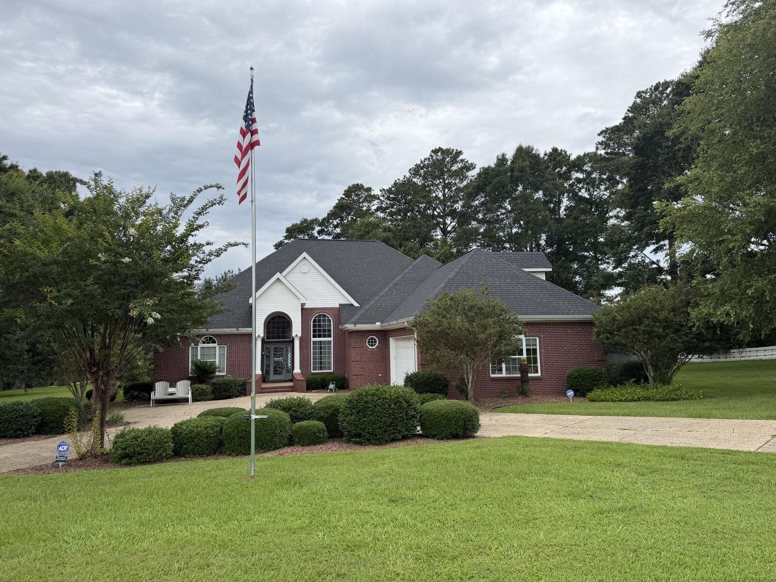 Property Photo: 11 Bentwood Ln. MS 39443