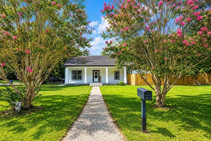 Property Photo: 2145 16th Street TX 77445