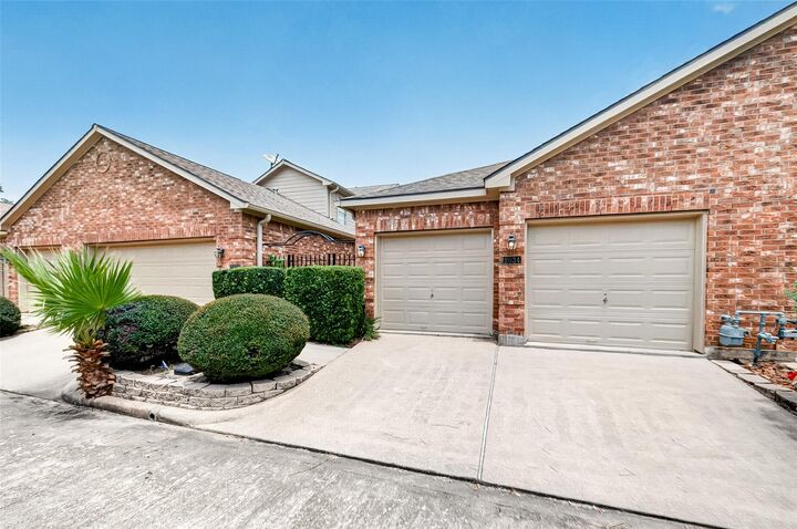 Property Photo: 2034 Glencove Drive TX 77586
