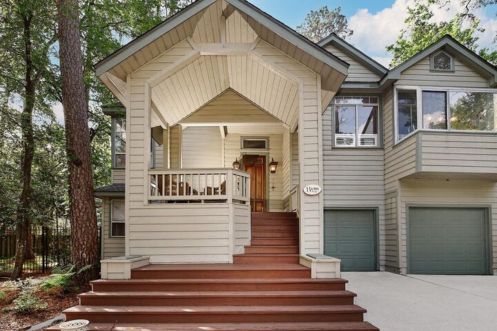 Property Photo:  18 S Slash Pine Park  TX 77380 