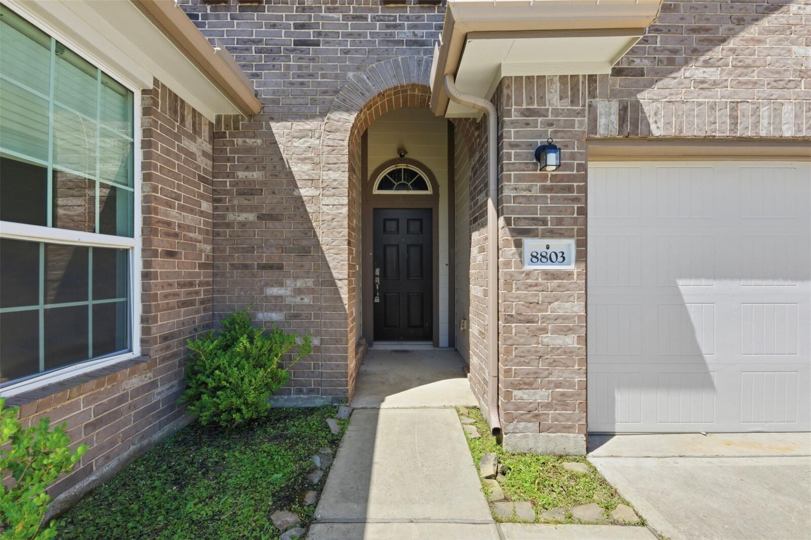 Property Photo: 8803 Willet Street TX 77521