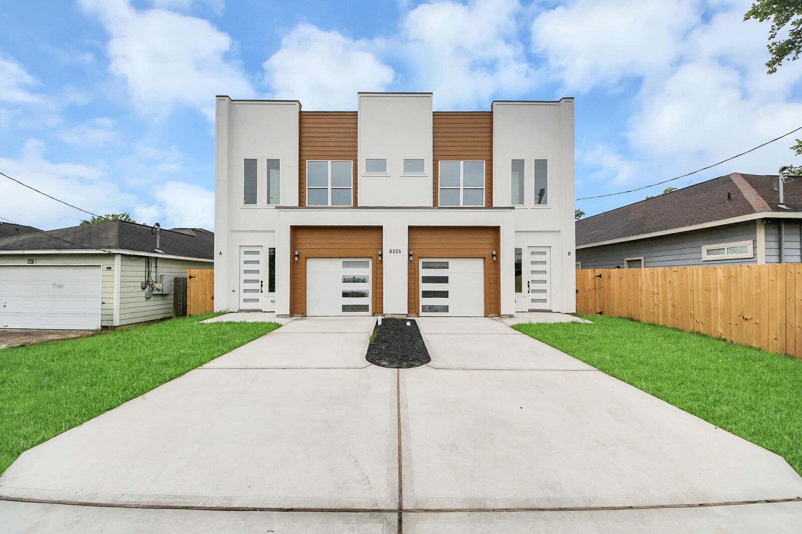 Property Photo: 8206 Colonial Lane TX 77051