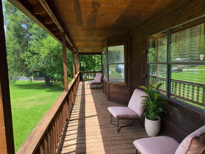 Property Photo: 100 Southwood Shores Drive TX 77331