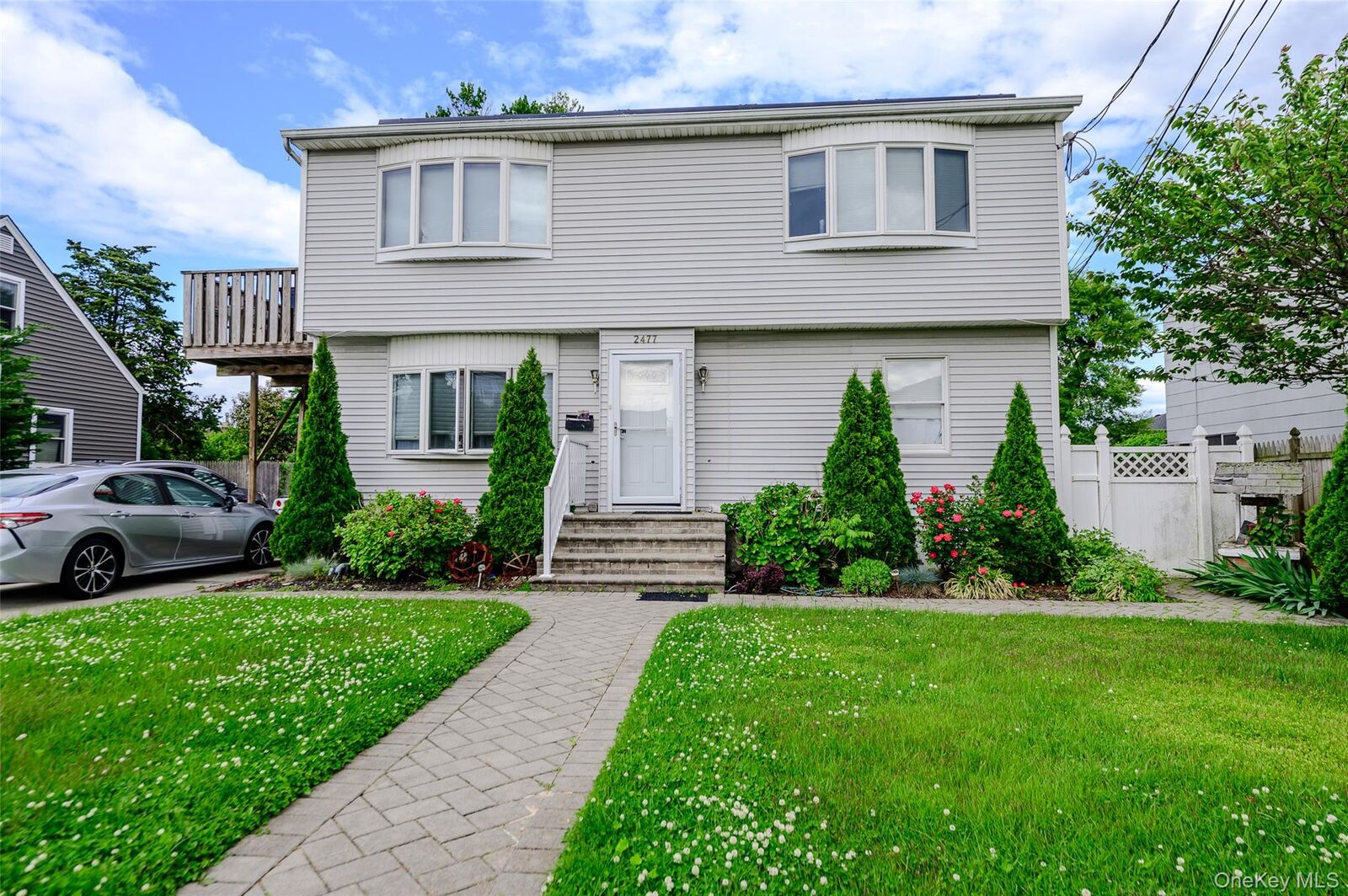Property Photo:  2477 Margaret Street  NY 11710 