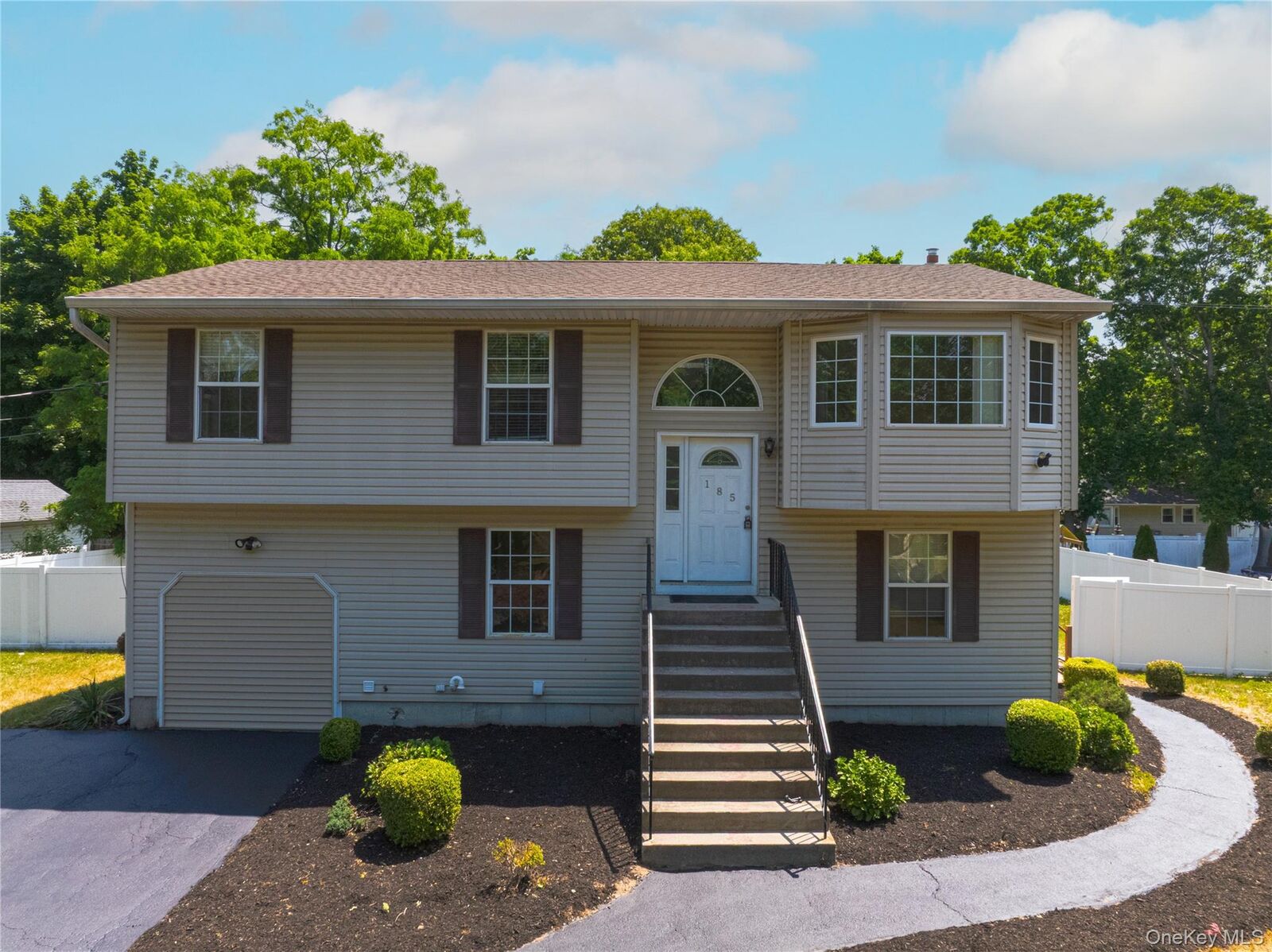 Property Photo:  185 Magnolia Drive  NY 11784 