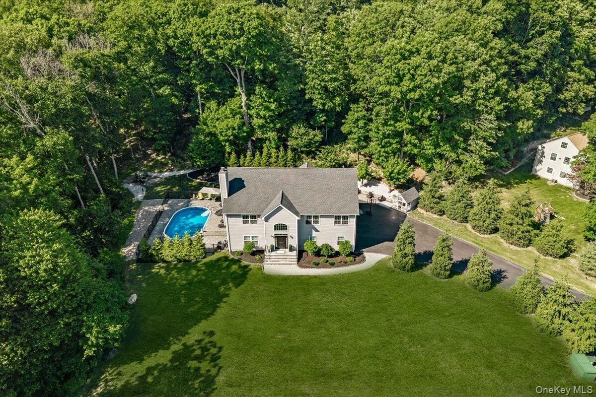 Property Photo:  103 Teakettle Spout Road  NY 10541 