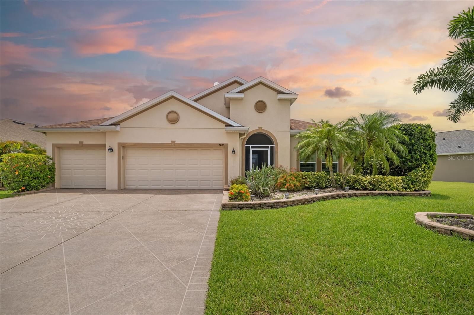 Property Photo: 7726 111th Terrace E FL 34219