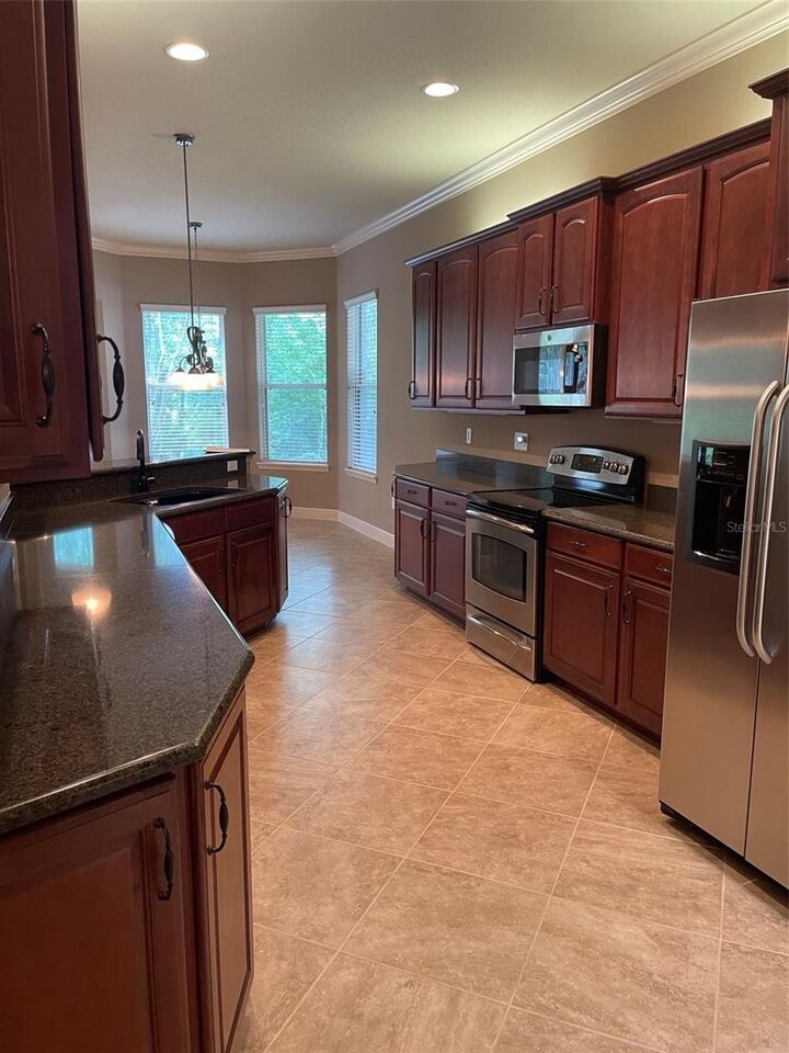 Property Photo: 1105 Stoney Creek Boulevard FL 33811