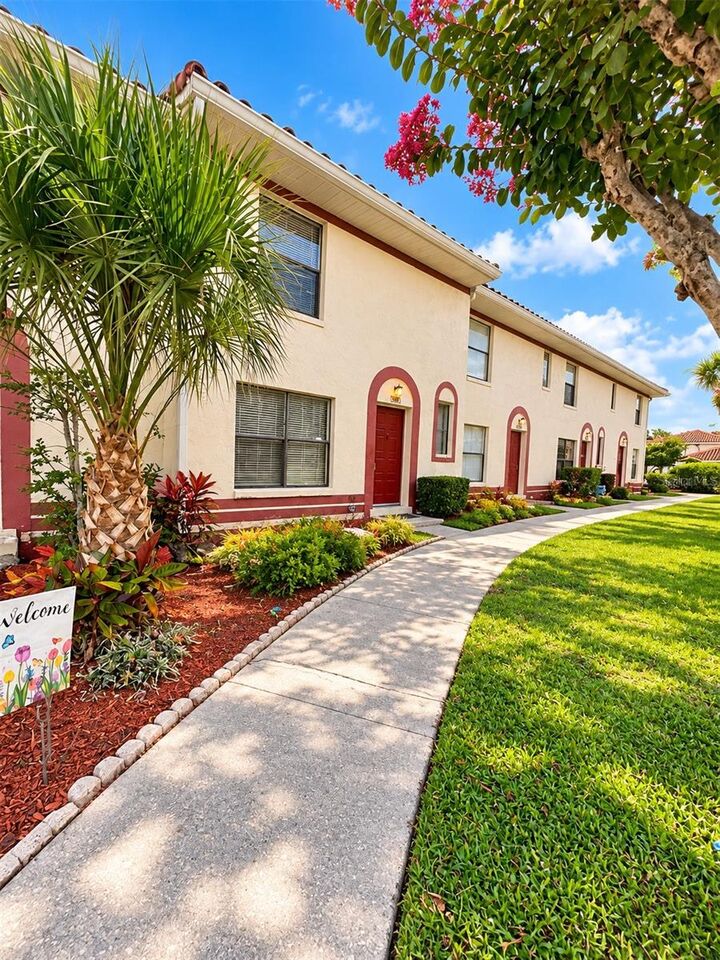 Property Photo:  6231 Yorktown Drive 140  FL 32807 