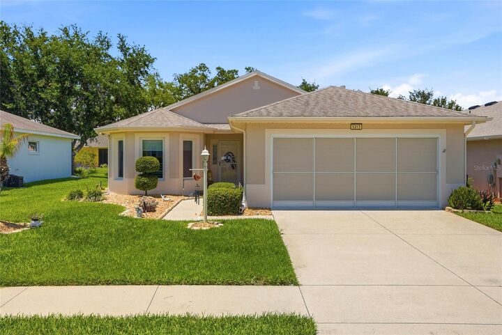 Property Photo: 5313 Fantasy Way FL 34748