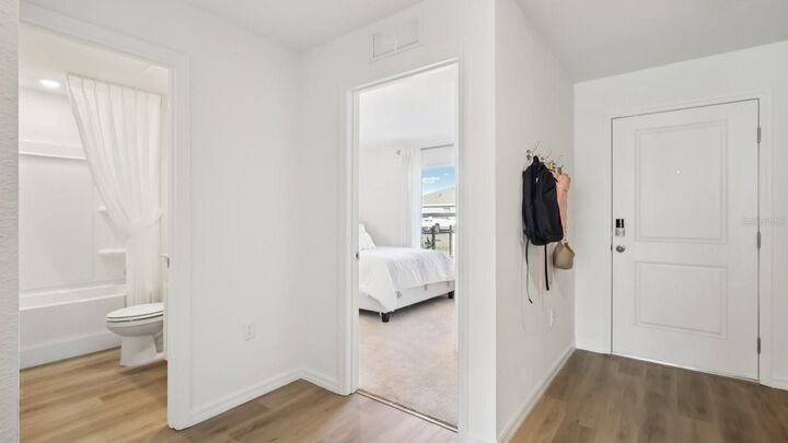 Property Photo: 1013 Gum Spring Court FL 33570