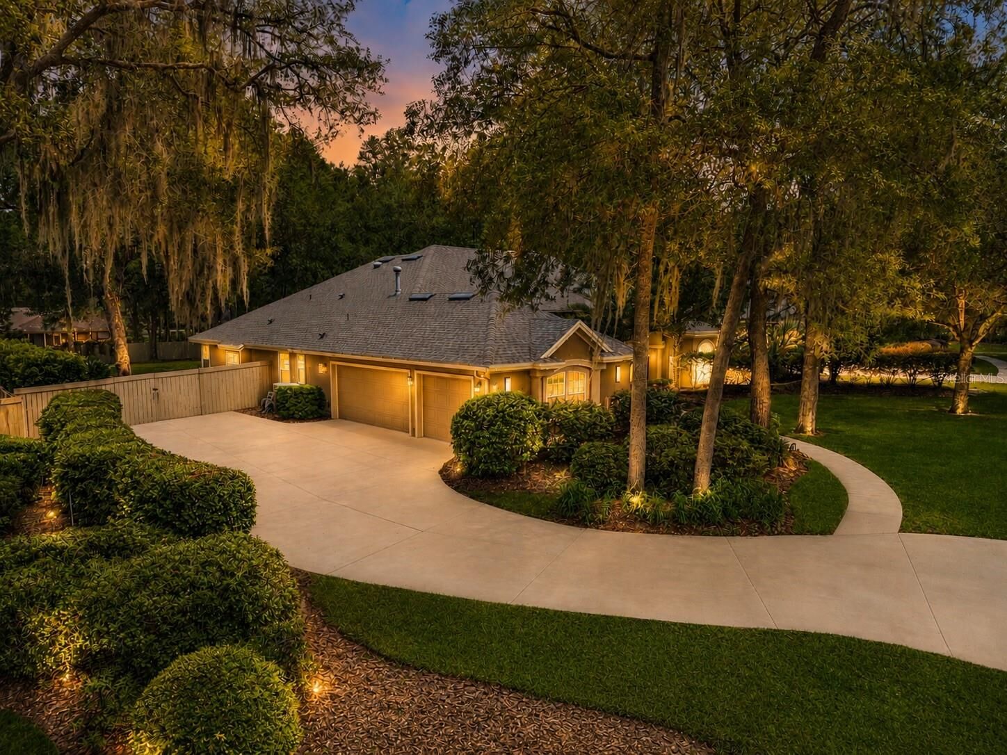 Property Photo:  3431 SW 103rd Street  FL 32608 