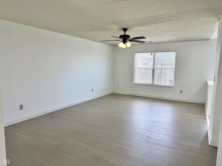 Property Photo:  652 Loon Lane  IN 46143 