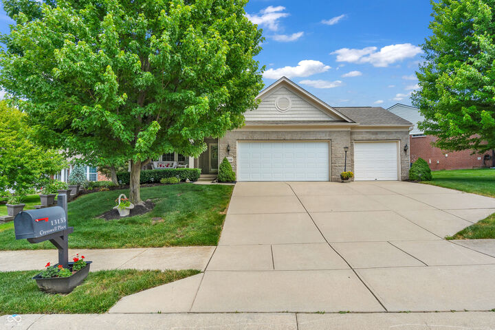 Property Photo: 13133 Cresswell Place IN 46037